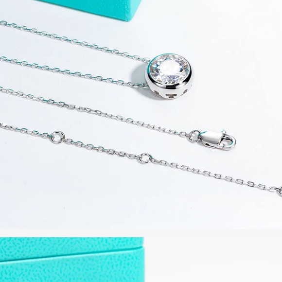 Classic DColor Moissanite 1 ct Stud Necklace 18KGold Plated 925SterliS-Certified - Picture 6 of 11